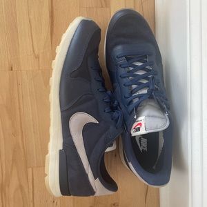Custom made Nike shoes. Never worn!